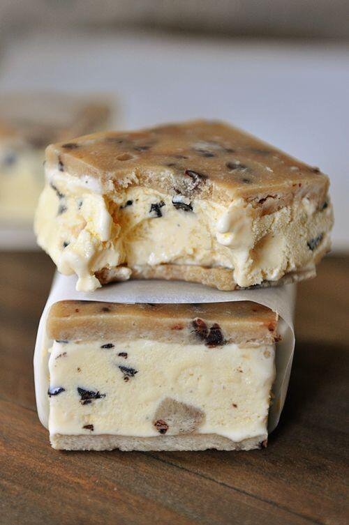 RT @ItsFoodPorn: Cookie Dough Ice Cream Sandwiches…